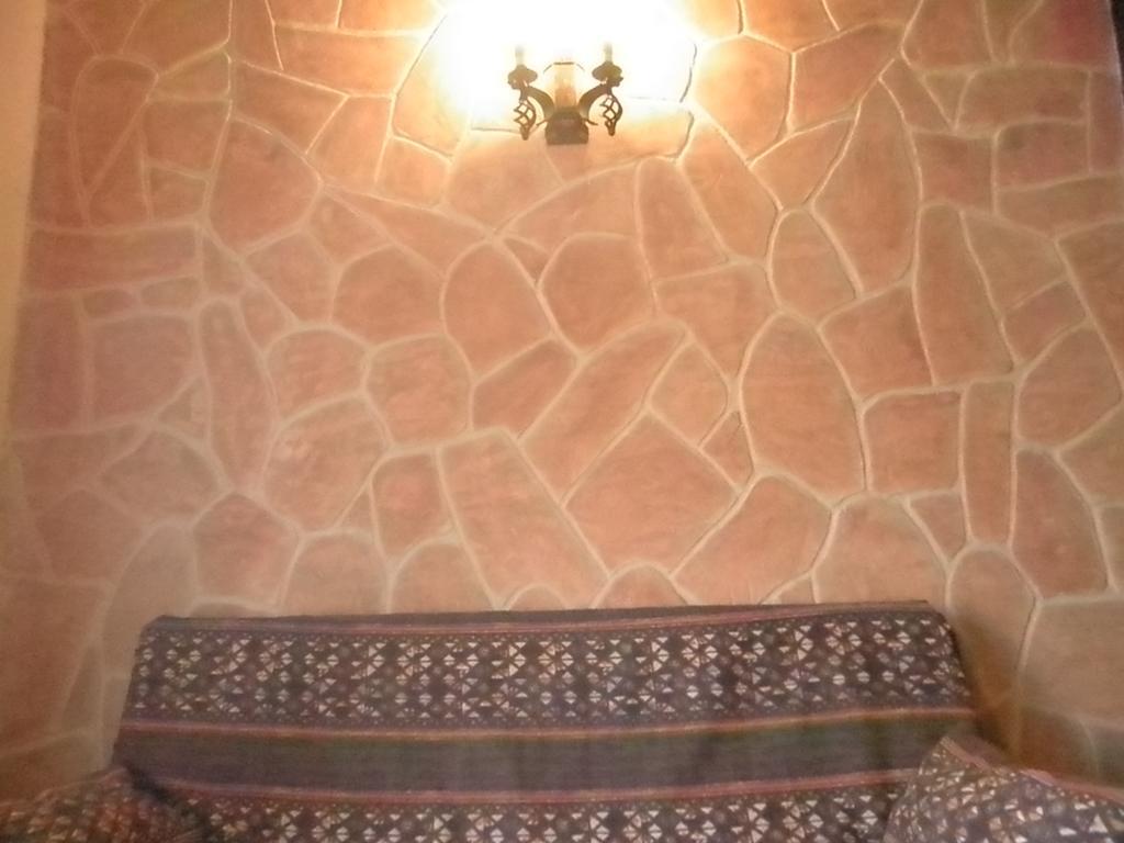 Gasthaus La Cueva Del Lince Zarza De Granadilla Exterior foto